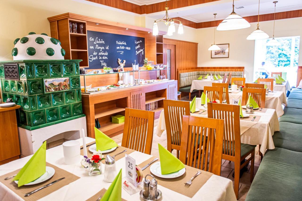 Landhotel Timmerer Moderbrugg Bagian luar foto
